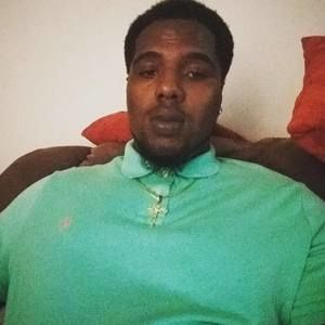 Meet your Posher, Dominique